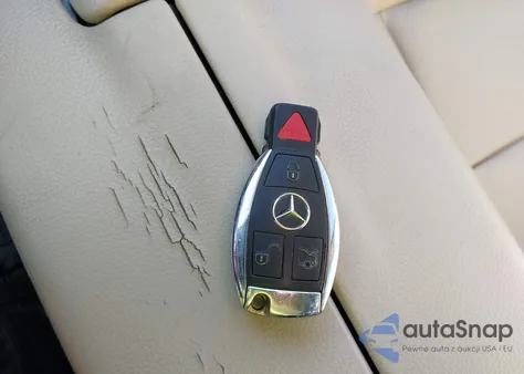 2015 Mercedes-Benz E 350 4Matic из США, поврежденный, VIN WDDHF8JB7FB137374